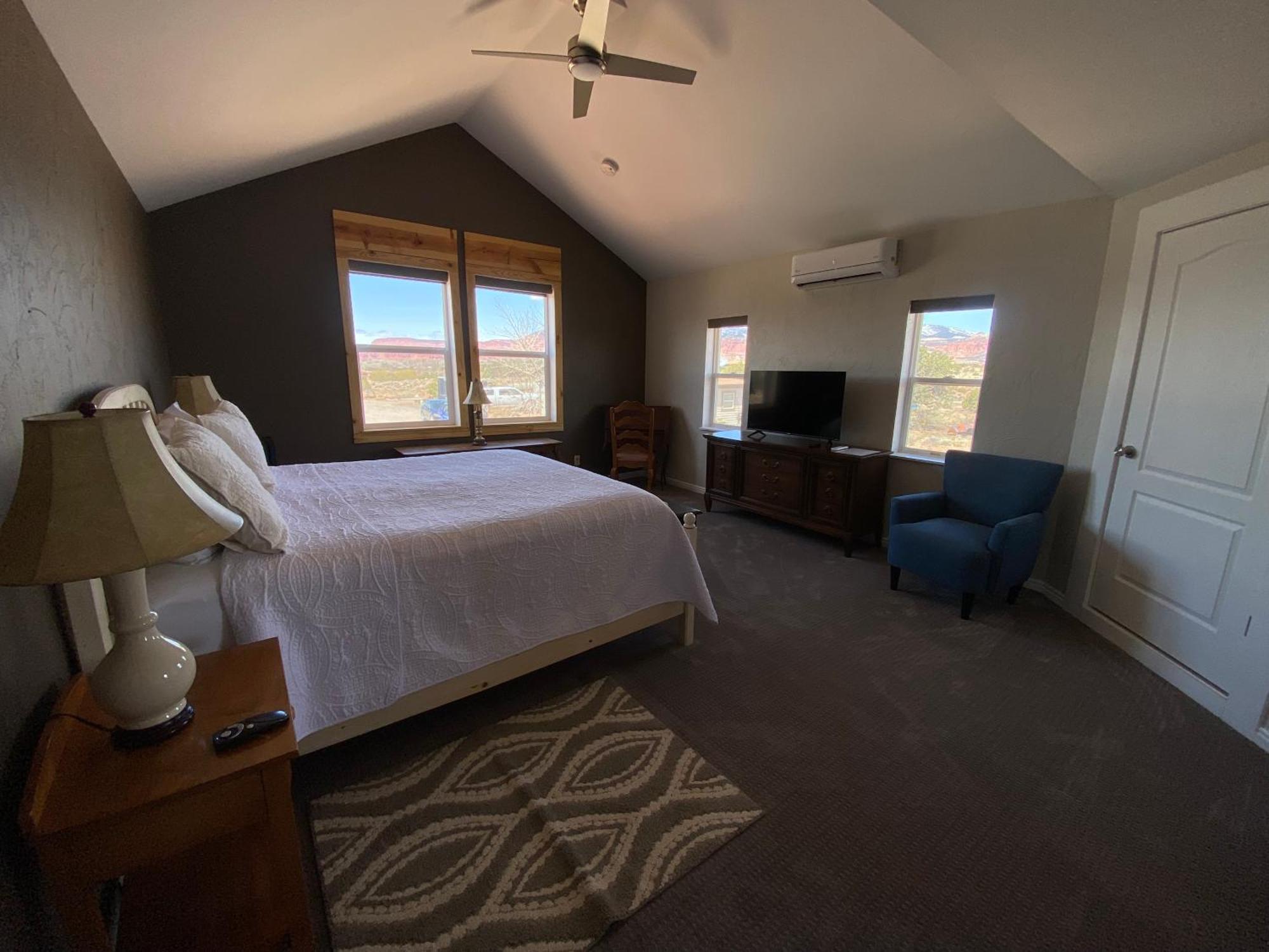 Skyridge Inn Torrey Exterior photo
