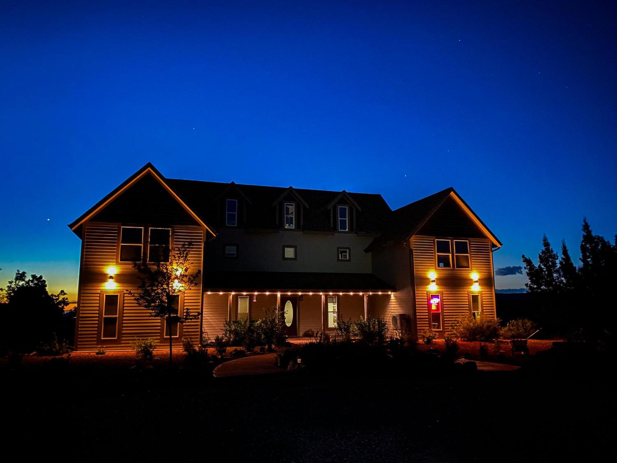 Skyridge Inn Torrey Exterior photo